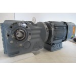 121 RPM 1,1 KW BRAKE Asmaat 35 mm. Unused